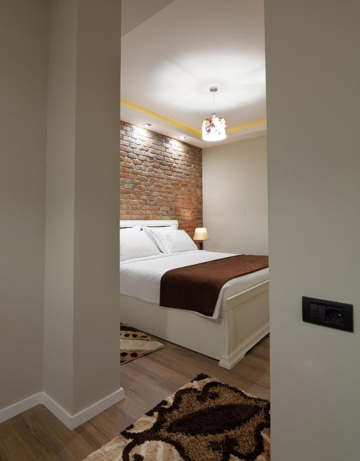 Casta Diva Hotel Korce Exterior foto